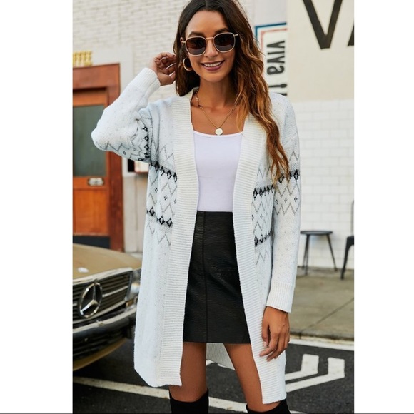 Sweaters - Black And White Aztec Print Cardigan